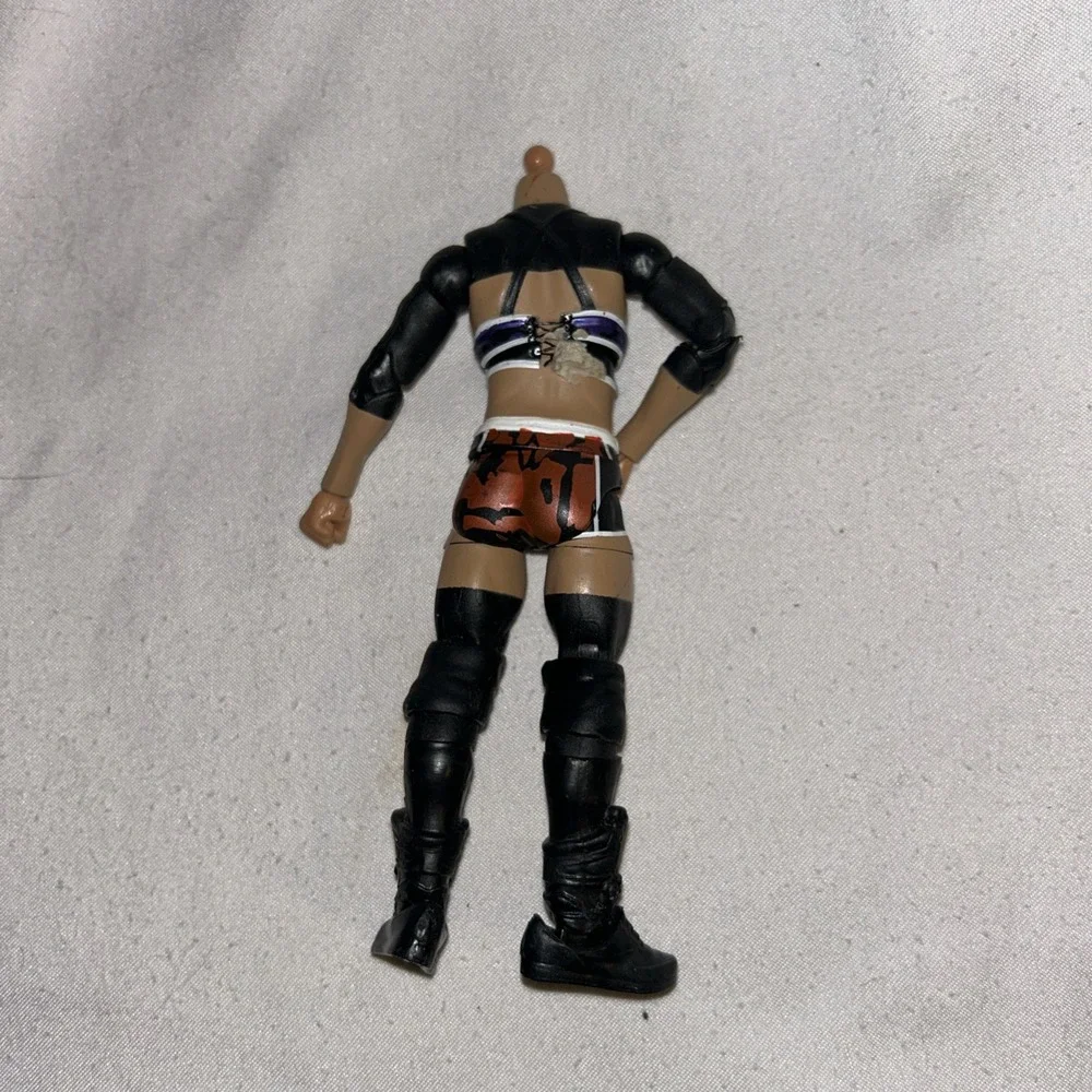 Mattel WWE‎ Royal Rumble Elite Series Dakota Kai Wrestling Figure No Head